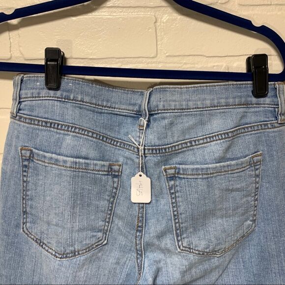 Ann Taylor Loft Boyfriend Light Wash Button Fly Jeans sz 10 - Picture 7 of 13